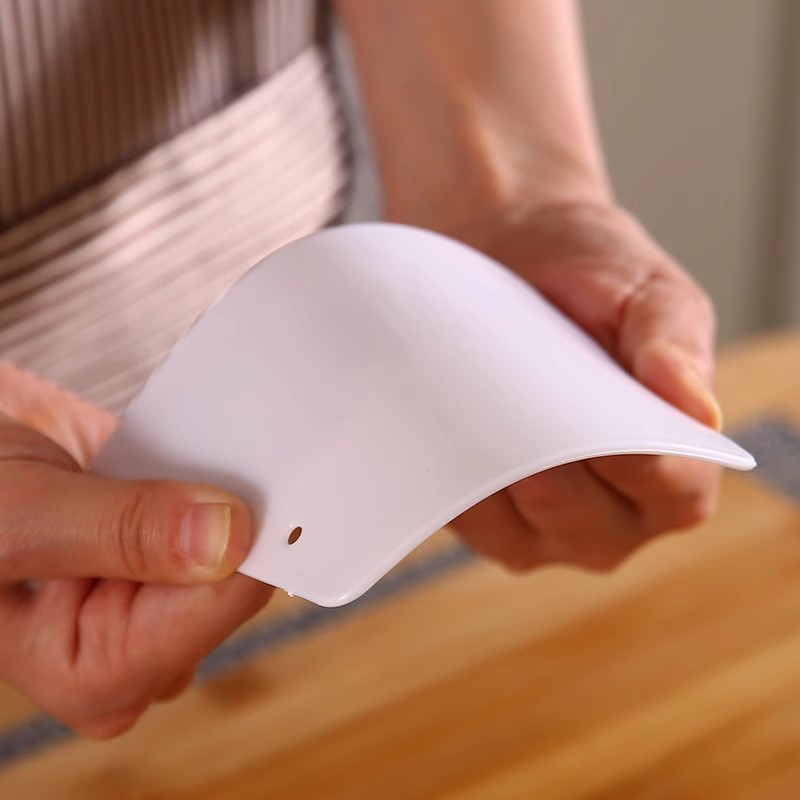 1pcs Useful Curved Cream Spatu - Bench Scraper Dough 评论和价格
